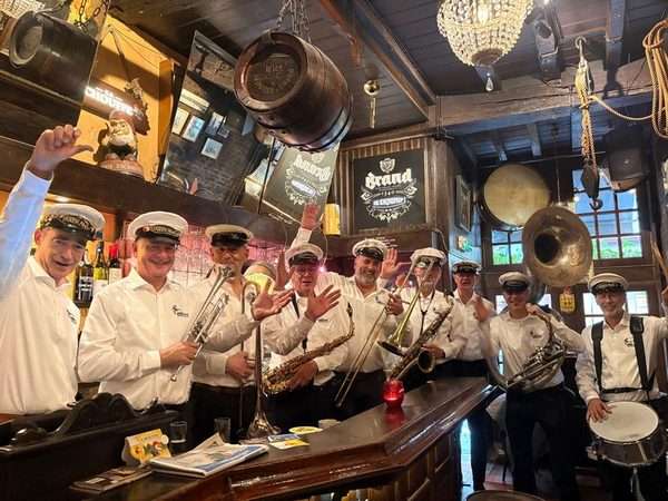 Hurricane Brassband dans le Knijnspiep à Maastricht